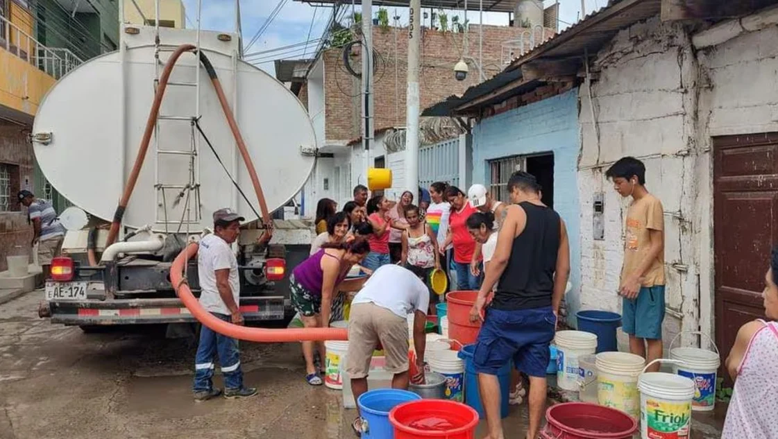 Más de 1,5 millones de personas no tienen acceso a agua, gas y cloacas en Argentina