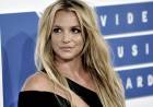 Britney Spears anunció su casamiento con su entrenador personal