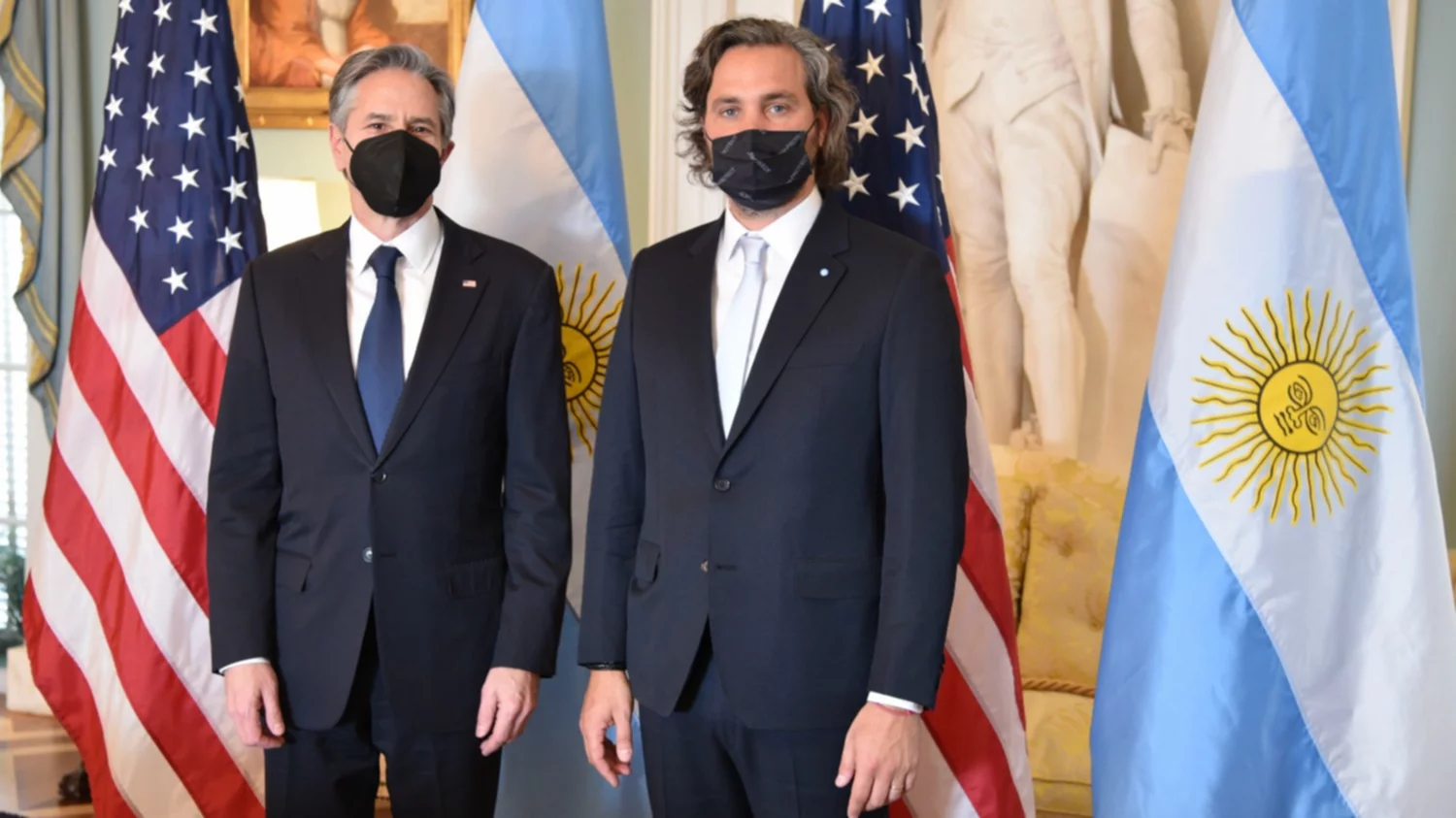 Cafiero se reunió con el secretario de Estado de EE.UU, y le pidió apoyo ante el FMI