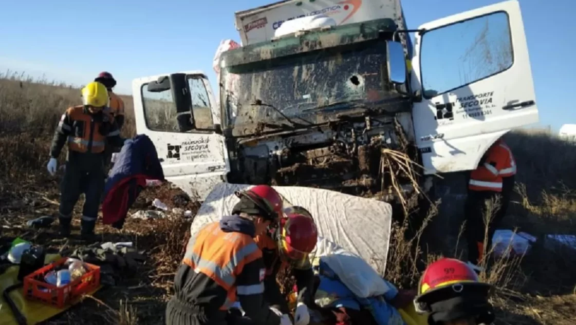 Daireaux: un camionero murió atacado a piedrazos al tratar de esquivar un piquete