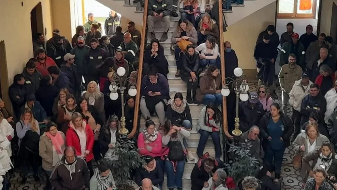 Aumento salarial y suma fija para los municipales