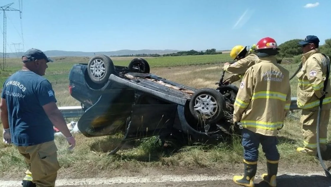 En la ruta 72: una mujer herida por el vuelco de un auto