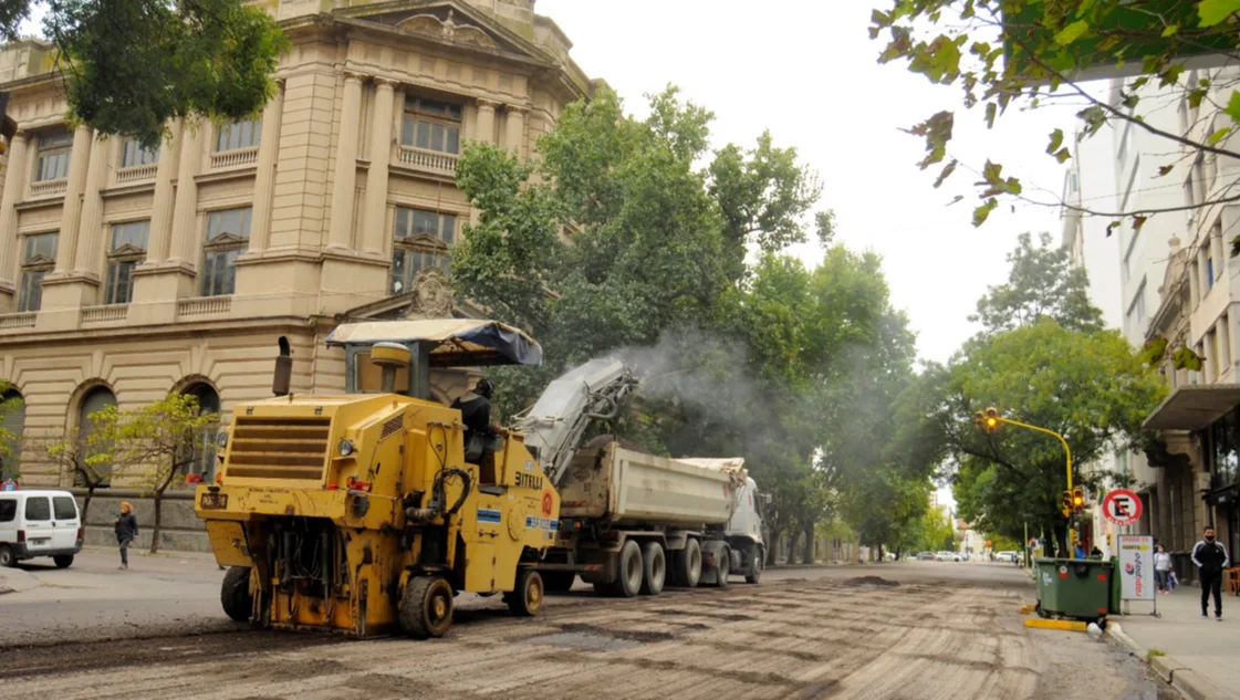 La Provincia comprometió casi $870 millones en obras para Bahía
