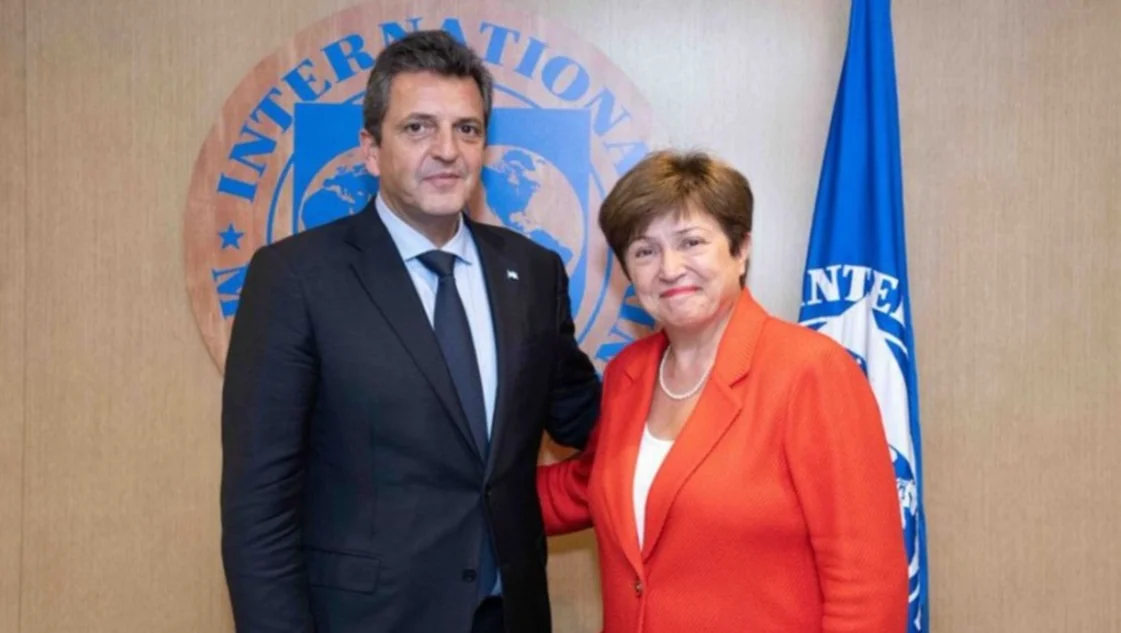 Argentina buscará renegociar el pago de US$ 12.000 millones hasta abril