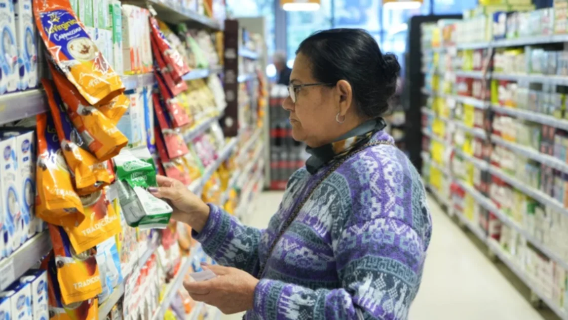 El INDEC difunde la inflación de abril con la expectativa de que vuelva a un dígito tras 5 meses