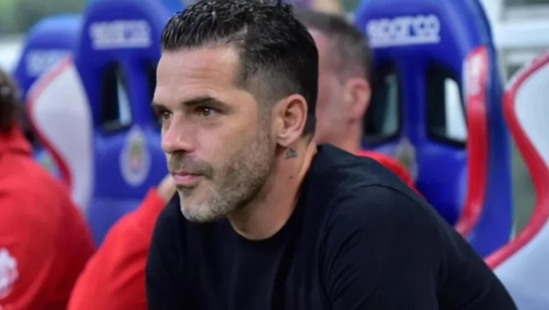 Boca inició formalmente las negociaciones con Gago: cuánto debería pagarle a Chivas