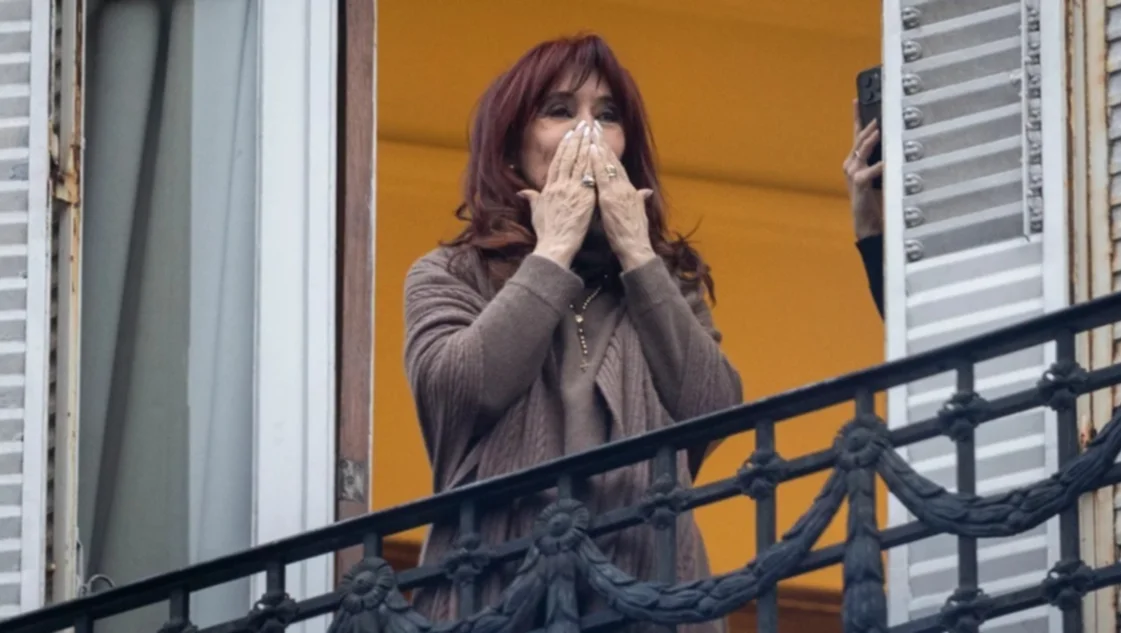 Los fiscales rechazaron la prisión domiciliaria de Cristina Kirchner y ahora define el Tribunal