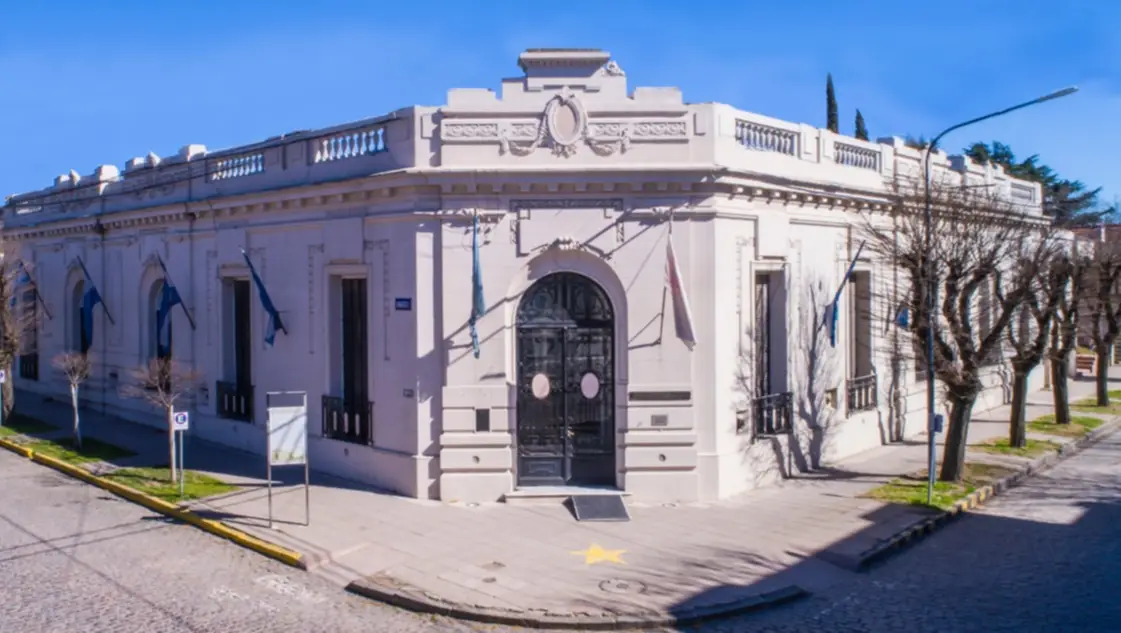 Reclaman una reforma constitucional para impulsar las autonomías provinciales