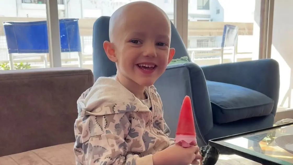 Pringles unida por Joaco Valls, el niño que lucha contra un tumor extremadamente raro