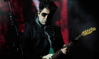 Andrés Calamaro publicará una nueva versión de "Flaca" junto a Alejandro Sanz