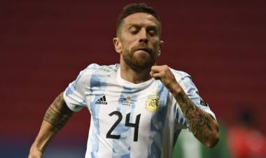 Argentina, sin mostrar su mejor cara, aguantó la diferencia y venció a Paraguay