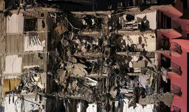 Hay cuatro argentinos desparecidos por el derrumbe de un edificio en Miami