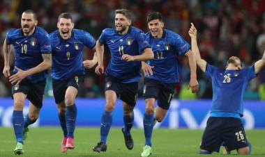 Italia a la final: empató 1 a 1 con España y definió en los penales