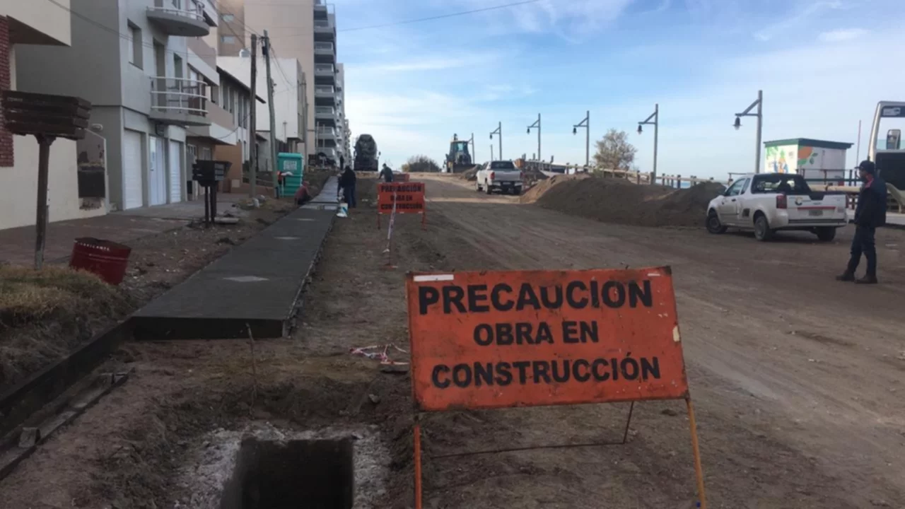 Con la pavimentación de 14 cuadras, el Paseo Costero de Monte Hermoso empieza a tomar forma 