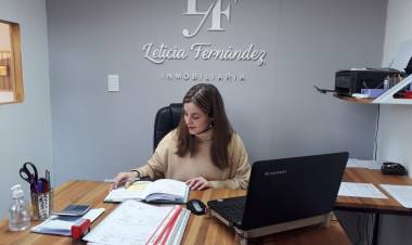 Leticia Fernández propietaria de Inmobiliaria, esta mañana en ''A Primera Hora''