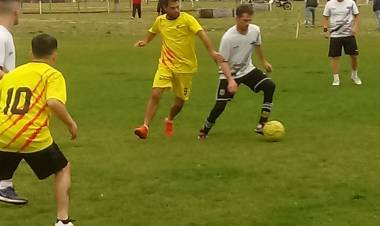 FUTBOL 9: RESULTADOS OCTAVOS DE FINALES ''Torneo La Mutual''