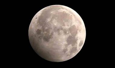 Eclipse Lunar: a qué hora comienza y dónde podrá verse (se tratará del más largo del siglo, según la NASA)