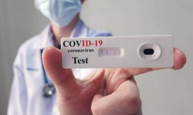 Llegan los autotest de coronavirus a las farmacias para su venta al público