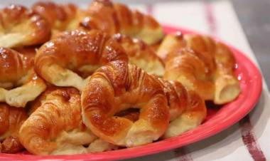 Receta fácil de medialunas caseras y livianas