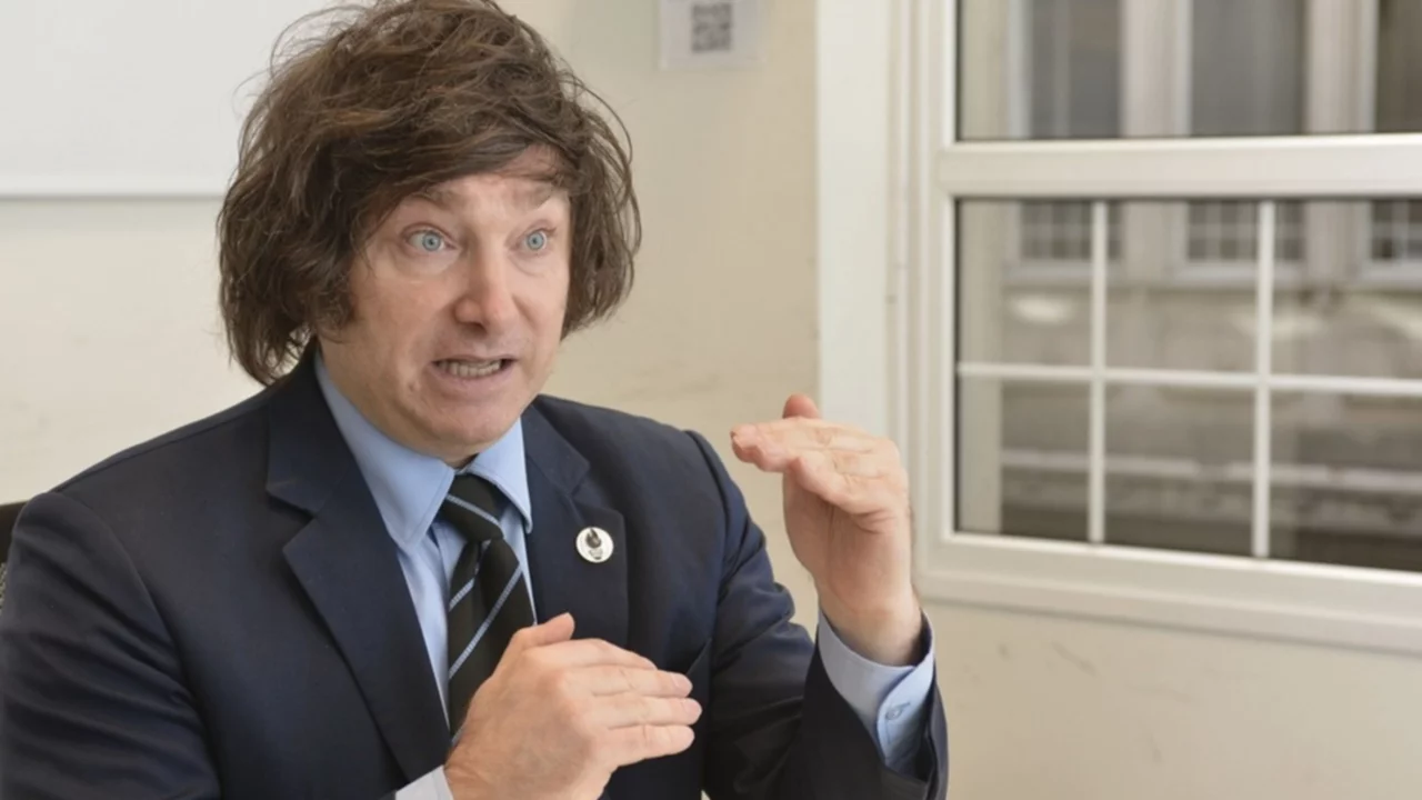 Con una dolarización como propone Javier Milei, el tipo de cambio se iría a $ 620