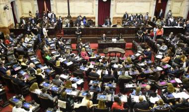 Diputados debate proyectos de VIH, cáñamo industrial e incentivo a la construcción