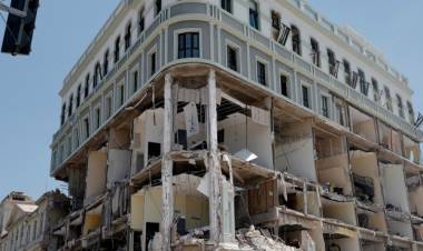 Explosión en un hotel en La Habana: ocho muertos, 30 heridos y 13 desaparecidos