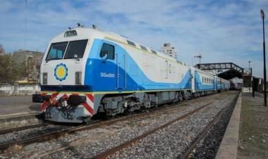 Tren Rosario-Buenos Aires: el Estado tomó control del servicio y promete bajar los tiempos