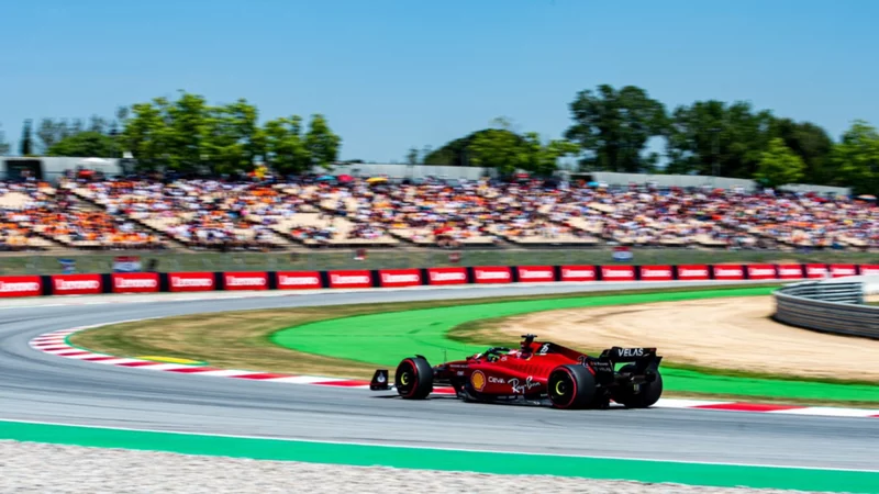 Leclerc exprimió al máximo la Ferrari y ganó la pulseada de sábado en Montmeló