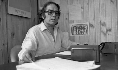 El día que le otorgaron el Nobel de la Paz a Adolfo Pérez Esquivel, una derrota que la dictadura no pudo ocultar.