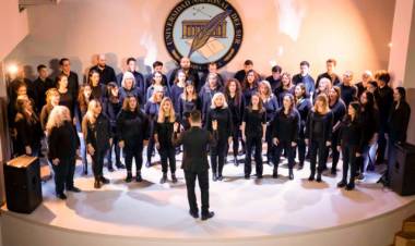 Concierto debut del Coro de la UNS con el maestro Pedro Garabán