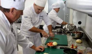 Cocina, Pastelería y una nueva carrera: abrieron las inscripciones en el IAG La Plata