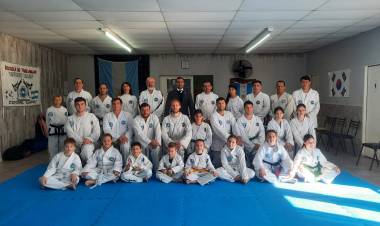 El Maestro VIII DAN TAEKWON-DO. I T F Pablo Fernando Beorlegui, presente en Coronel Suarez