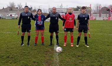 Fútbol Femenino: Independiente SJ con una goleada es el único puntero