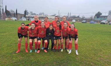 Independiente SJ en futbol Femenino y Club Sarmiento en Masculino pasaron a semifinal