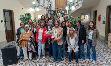 Carolina Radice recibió la distinción “Ivonne Trillia de Leschot” por su trayectoria y compromiso con la comunidad