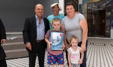 Más de 30 familias firmaron su boleto de compra-venta de terrenos en Pueblo Santa Trinidad