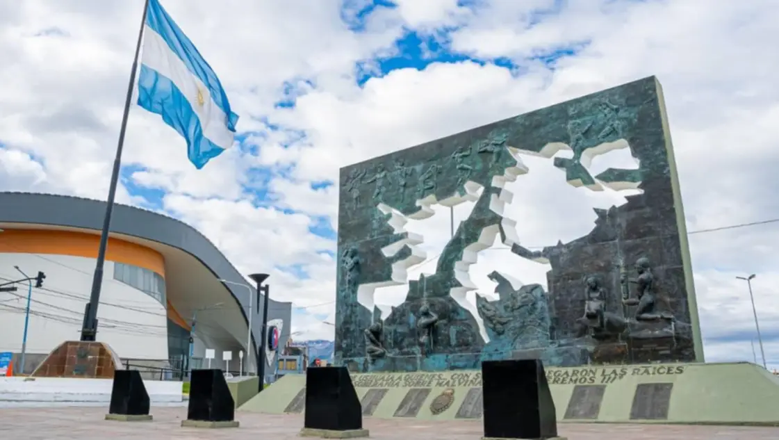 Estados Unidos evaluaría dejar de apoyar la soberanía británica en Malvinas