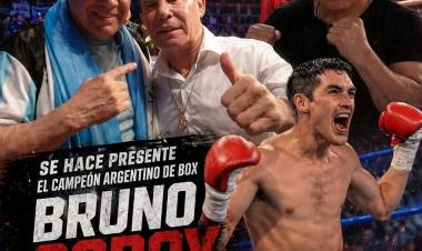 Boxeo en Club El Progreso de pueblo Santa Maria