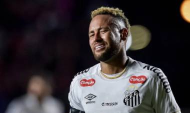 Preocupación en Brasil: el médico de Santos confirmó una lesión de Neymar