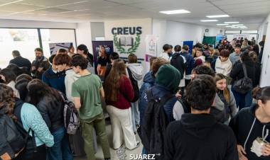 Más de 15 instituciones participaron de una nueva Feria Universitaria en CREUS