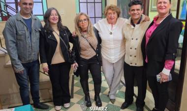 Susana Cincotta brilló en La Plata con la presentación de sus "Estudios Críticos Literarios"