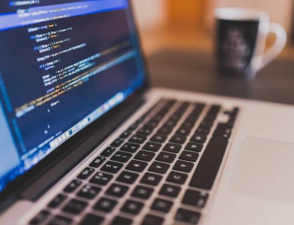 Búsqueda laboral para el Departamento de Proyectos Informáticos de la UNS