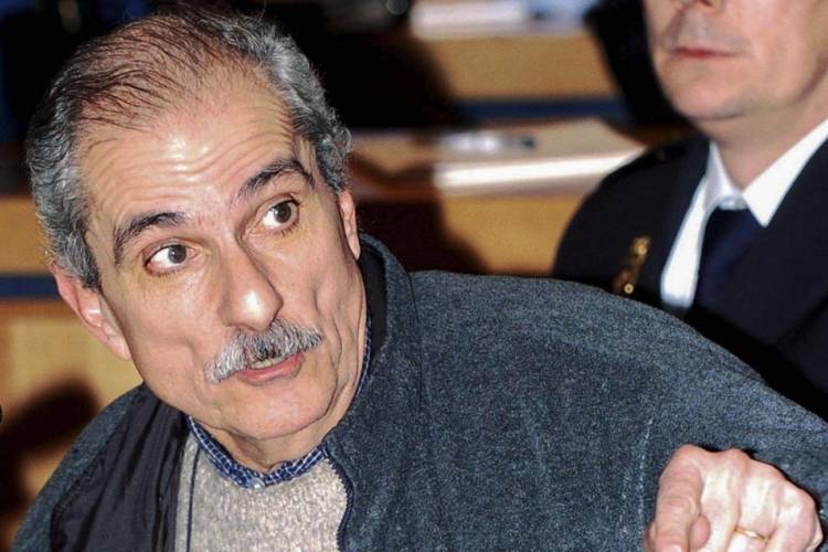 19 de abril de 2005. 1er condena de un tribunal extranjero contra un represor argentino 