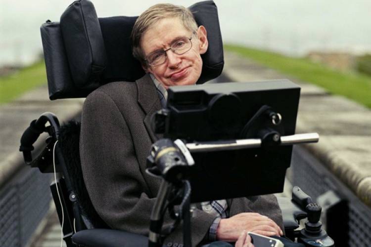 ELA, la enfermedad que afectó a Stephen Hawking y provocó el desafío del cubo de hielos