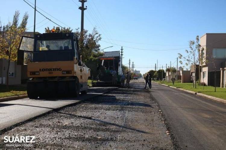 Avanza la obra de pavimento en barrio Brandenberg