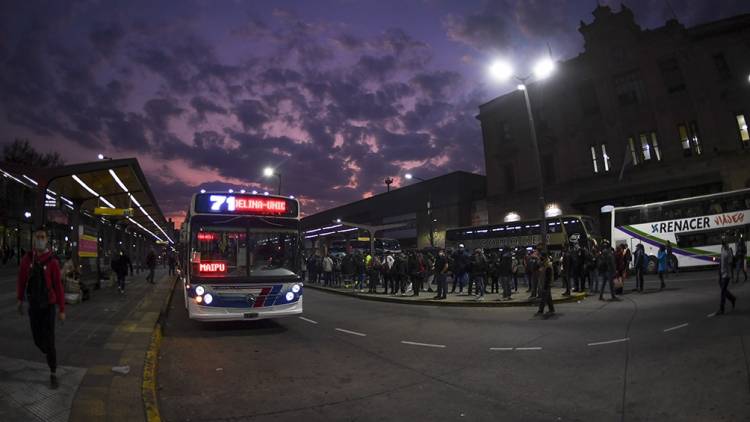 El Ministerio de Transporte sancionará a empresas de colectivos si no prestan servicios