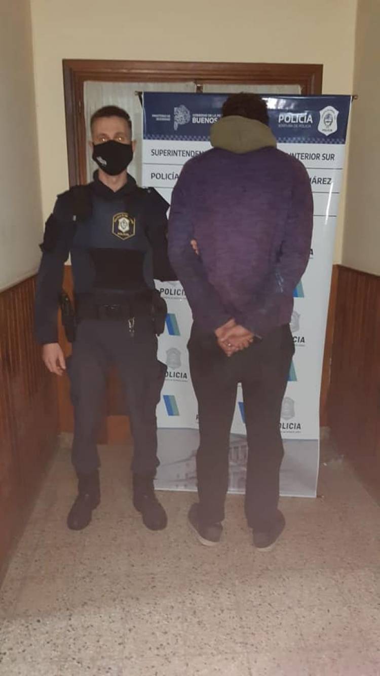 Dos personas aprehendidas por delitos contra la propiedad y varias infracciones labradas