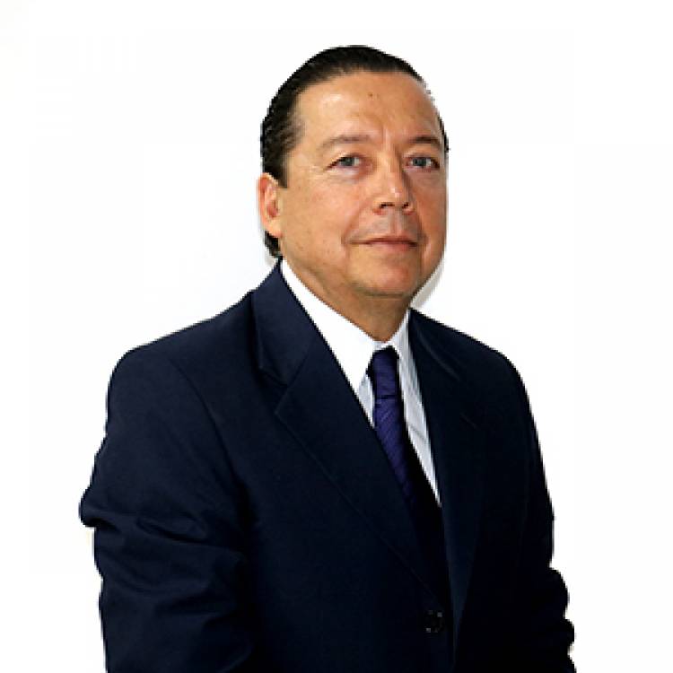 Nestor Carbini en dialogo con Miguel Menchi, en nuestra mañana de FM Suarense