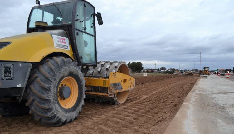 Continúa a buen ritmo la reconstrucción de losas en la rotonda de RN 33 y RP 67