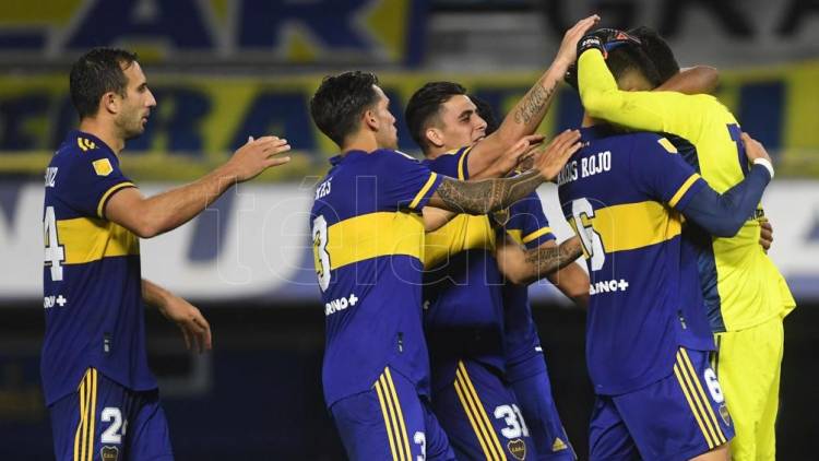 Boca, sin Tevez y plagado de cambios, se mide ante el Mineiro en la ida de los octavos
